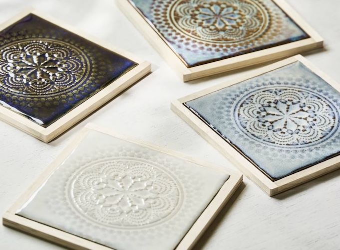 マンダラ鍋敷き